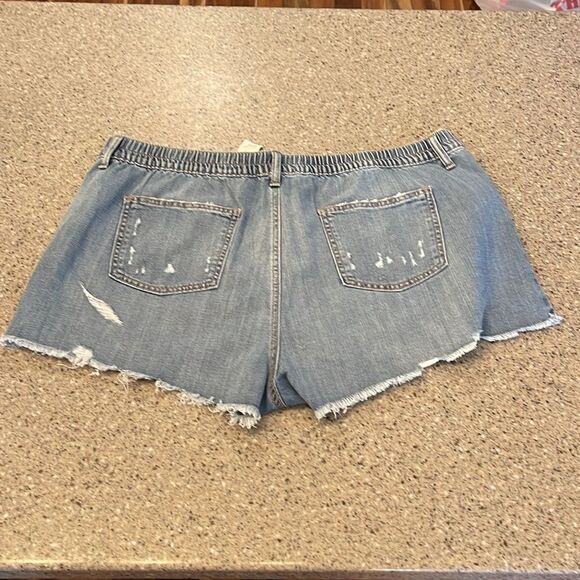 AERIE Daydream Denim Elastic Waist Short *NEW* - Picture 2 of 9